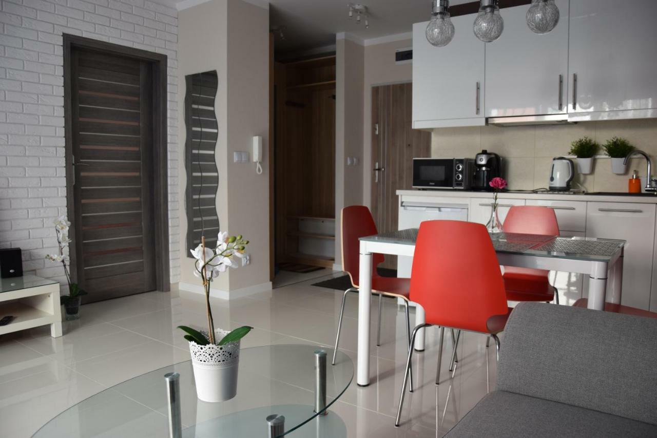 Apartament Ibiza Przy Plazy Rewal Exteriör bild